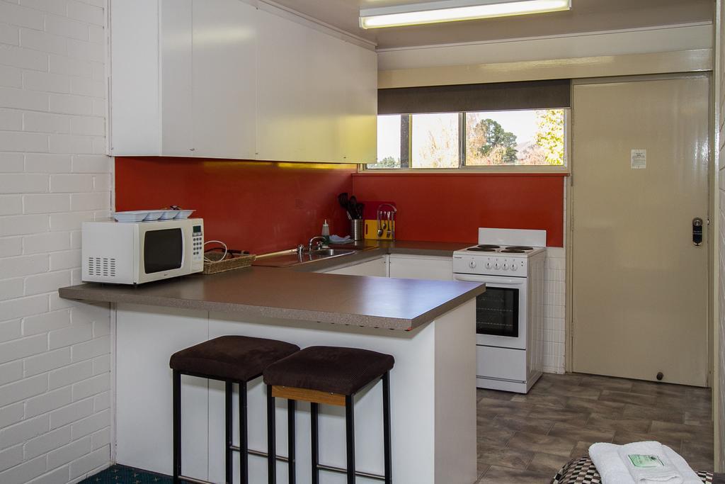 Blayney Leumeah Motel Экстерьер фото