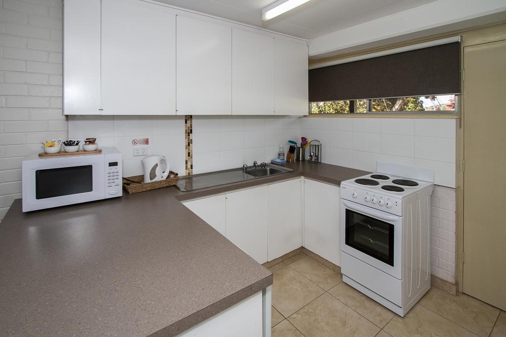 Blayney Leumeah Motel Экстерьер фото