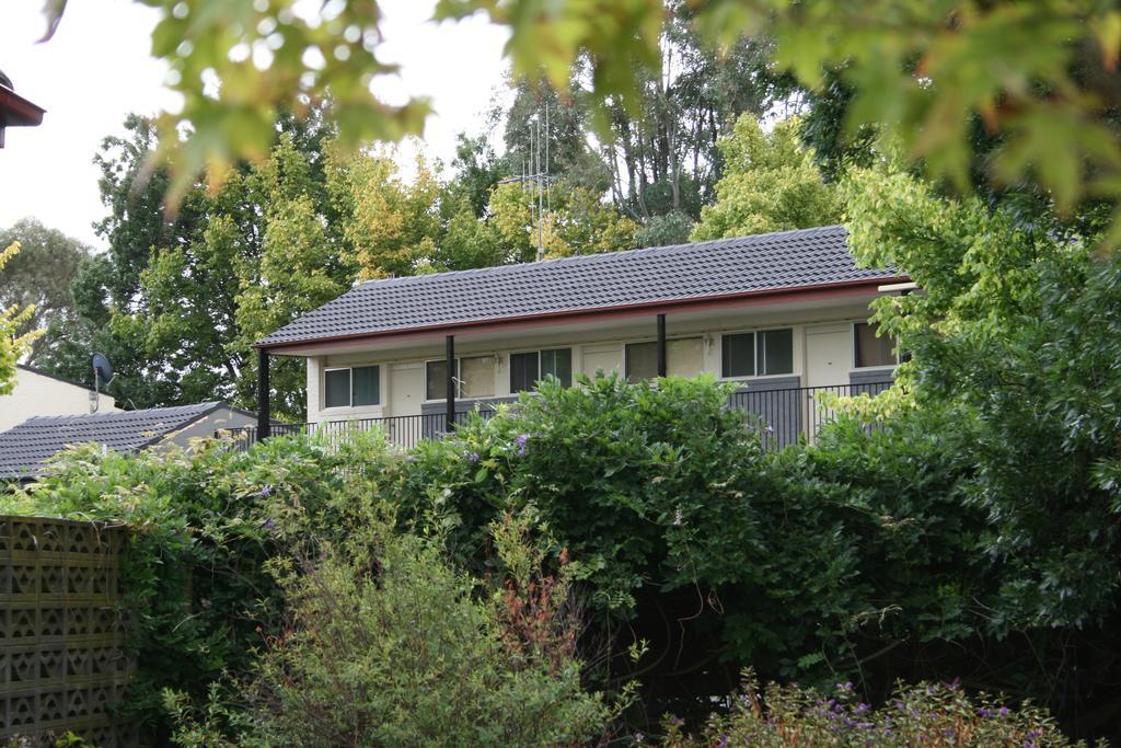 Blayney Leumeah Motel Экстерьер фото